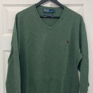 Polo v neck sweater